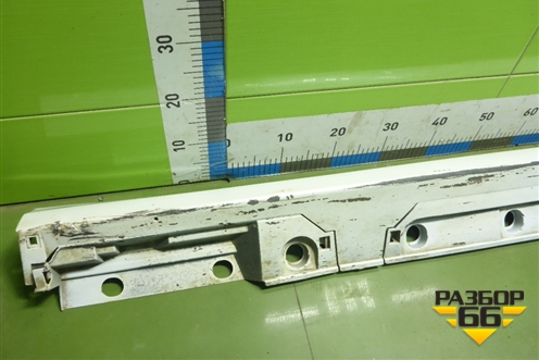 Накладка на порог наружная левая (7585206360) для Toyota Camry V70 с 2017г (Камри)