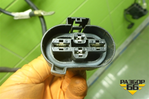 Проводка подкапотная (1.8л CDH на стартер и генератор) (8K0971228) для Audi A4 (В8) с 2007-2015г (А4)