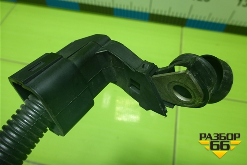 Проводка подкапотная (на стартер и генератор 1.8л 271.950) (A2045409907) для Mercedes Benz C-Klass W204 с 2007-2014г (Ц)