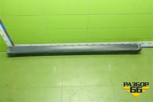 Накладка на порог наружная правая (6512A602) для Mitsubishi Outlander с 2012-2024г (Аутлендер)