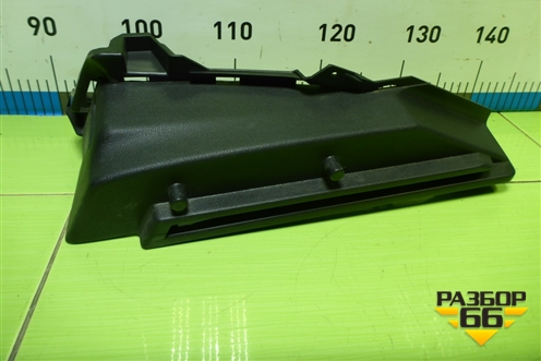 Держатель задней полки правый (лифтбек) (5E5867762) для Skoda Octavia (A7) с 2013г (Октавия)