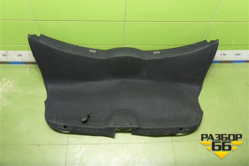 Обшивка двери багажника (лифтбек) (5E5867975G) для Skoda Octavia (A7) с 2013г (Октавия)