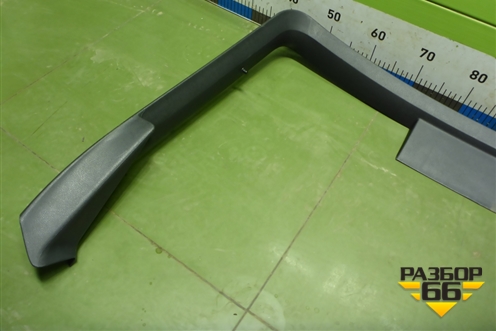 Обшивка двери багажника (верхняя лифтбек) (5E5867605) для Skoda Octavia (A7) с 2013г (Октавия)