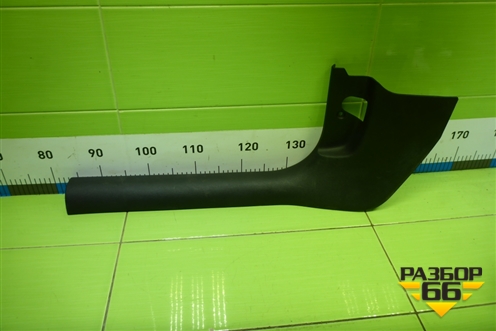 Накладка порога внутренняя переднего левого (5E0863483) для Skoda Octavia (A7) с 2013г (Октавия)