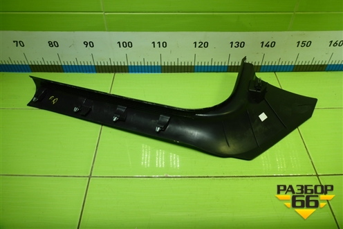 Накладка порога внутренняя переднего правого (5E0863484) для Skoda Octavia (A7) с 2013г (Октавия)