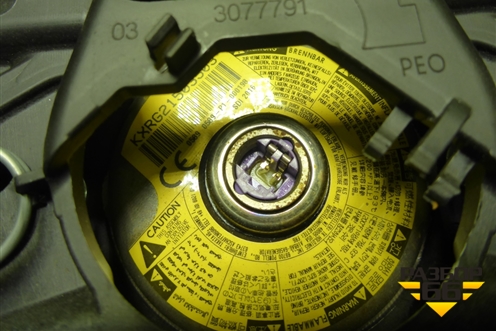 Подушка безопасности в рулевое колесо (5E0880201B) для Skoda Octavia (A7) с 2013г (Октавия)