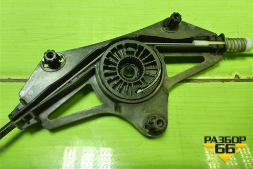 Стеклоподъёмник электрический задний левый (без моторчика) (5E0839461) для Skoda Octavia (A7) с 2013г (Октавия)