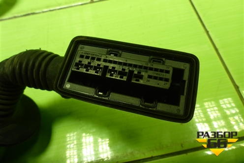 Проводка двери задней правой (5E0971694C) для Skoda Octavia (A7) с 2013г (Октавия)