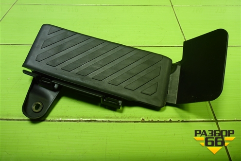 Накладка внутренняя (педаль отдыха) (5Q1864777C) для Skoda Octavia (A7) с 2013г (Октавия)