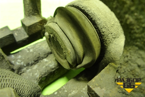 Суппорт задний правый для Skoda Octavia (A7) с 2013г (Октавия)