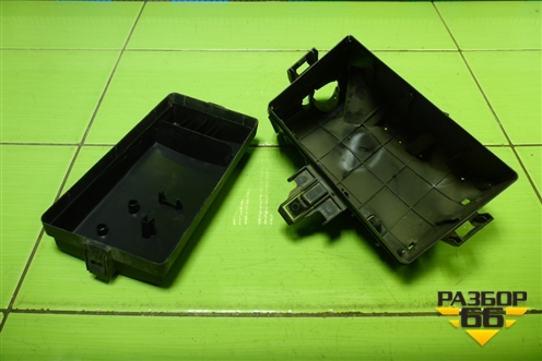 Корпус блока предохранителей (5Q0907361D) для Skoda Octavia (A7) с 2013г (Октавия)