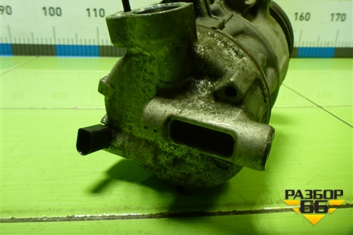 Компрессор кондиционера (1.4л CZD) (5Q0820803L) для Skoda Octavia (A7) с 2013г (Октавия)