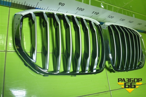 Решетка радиатора (новая) (21454110) для BMW X5 G05 с 2018г (Х5 Г05)