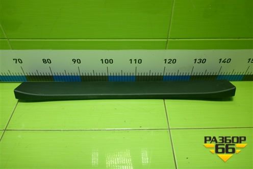 Обшивка двери багажника (верхняя) (4K88676064PK) для Audi A7 с 2018г (А7)