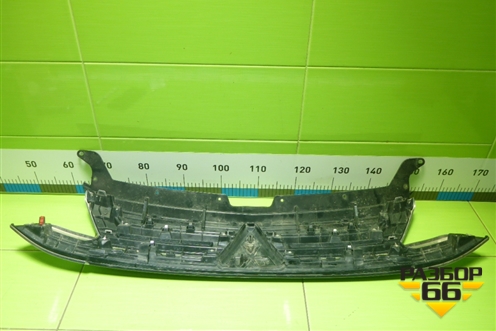 Решетка радиатора (после 2018г) (7450B304) для Mitsubishi Outlander с 2012-2024г (Аутлендер)