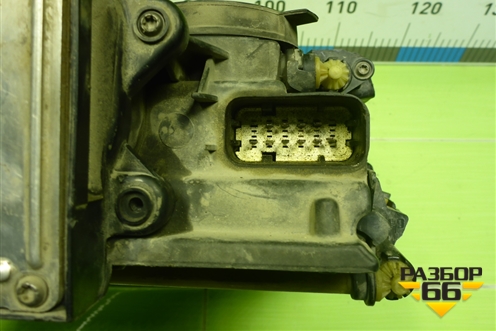 Фара левая(до 2006г, ксенон с блоком и лампой) (7L6 941 015 CM) (7L6941015CM) для Volkswagen Touareg c 2002-2010г (Туарег)