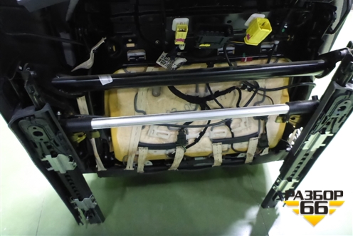 Сиденья комплект (AIR BAG, подогрев) для Volkswagen Touareg c 2002-2010г (Туарег)