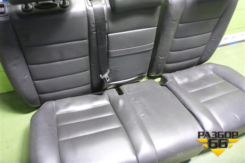 Сиденья комплект (AIR BAG, подогрев) для Volkswagen Touareg c 2002-2010г (Туарег)