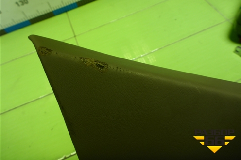 Обшивка стойки задняя верхняя левая (задняя часть) (7L6867245) для Volkswagen Touareg c 2002-2010г (Туарег)