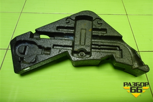 Ящик инструментальный в багажник (7L0012113) для Volkswagen Touareg c 2002-2010г (Туарег)