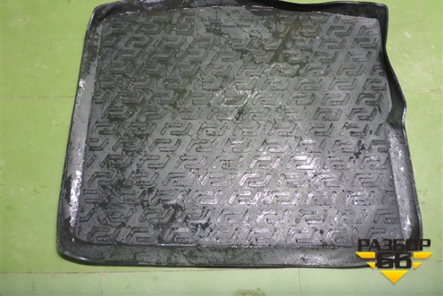 Коврик в багажник для Volkswagen Touareg c 2002-2010г (Туарег)