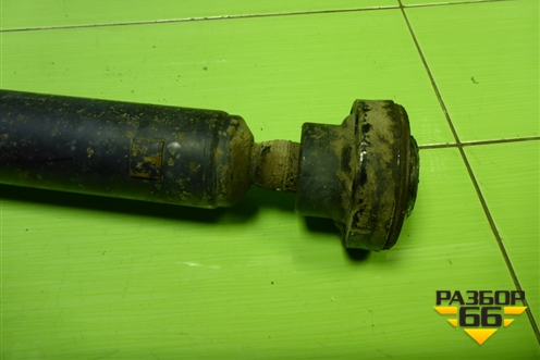 Вал карданный задний (7L6521102F) для Volkswagen Touareg c 2002-2010г (Туарег)