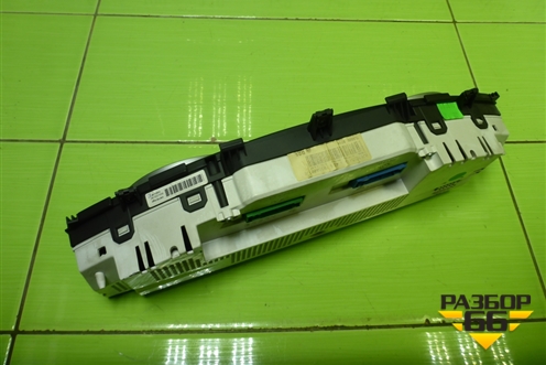 Щиток приборов АКПП (7L6920871K) для Volkswagen Touareg c 2002-2010г (Туарег)