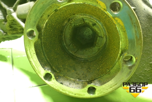 Редуктор переднего моста (4460310026) для Volkswagen Touareg c 2002-2010г (Туарег)