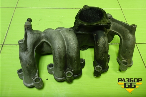 Коллектор впускной (070129713H) для Volkswagen Touareg c 2002-2010г (Туарег)