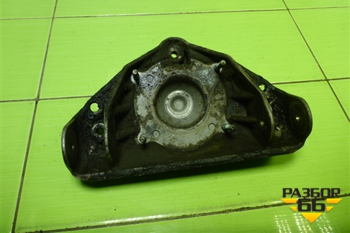 Кронштейн амортизатора переднего для Volkswagen Touareg c 2002-2010г (Туарег)