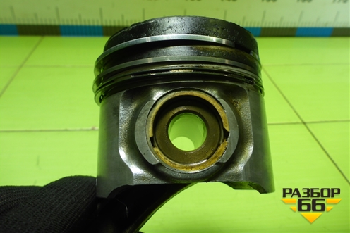 Поршень с шатуном (2.5л BAC) для Volkswagen Touareg c 2002-2010г (Туарег)