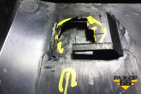 Накладка моторного отсека правая (5006712DD01) для Hongqi HS5 с 2024г