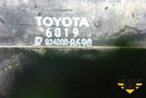 Радиатор маслоохладитель КПП (0240008690) для Toyota Land Cruiser (200) с 2008г (Ленд Крузер)