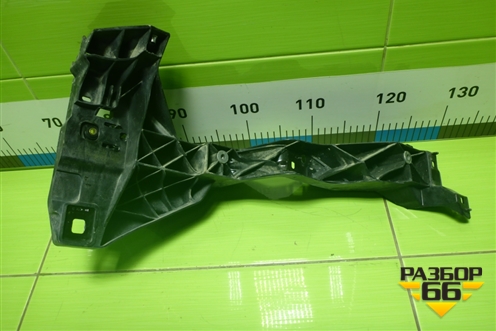 Кронштейн фары правой (4M0805608B) для Audi Q7 c 2015г (Ку 7)