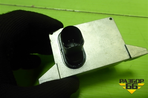 Датчик ускорения (7H0907652) для Volkswagen Touareg c 2002-2010г (Туарег)