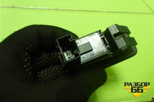 Кнопка стеклоподъёмника (7L6959851A) для Volkswagen Touareg c 2002-2010г (Туарег)