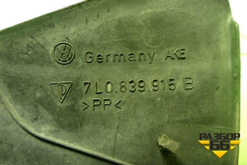 Накладка двери задней левой (с торца задняя) (7L0839915B) для Volkswagen Touareg c 2002-2010г (Туарег)