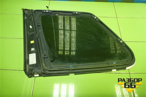 Стекло глухое правое для Volkswagen Touareg c 2002-2010г (Туарег)