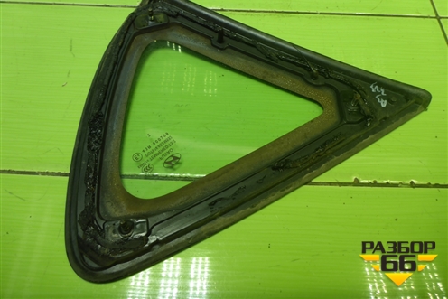 Стекло глухое правое (хетчбэк) для Hyundai Solaris с 2010-2016г (Солярис)