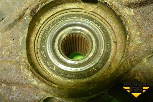 Кулак поворотный передний левый для Hyundai Solaris с 2010-2016г (Солярис)