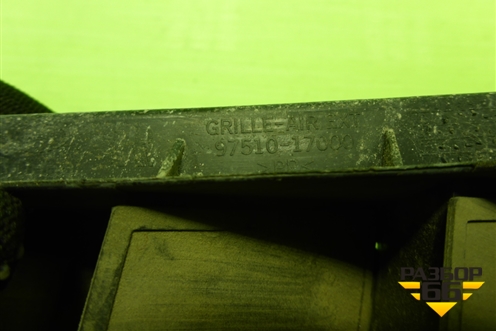 Клапан вентиляционный левый (9751017000) для Hyundai Solaris с 2010-2016г (Солярис)