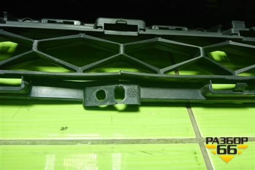 Решетка в передний бампер центральная (после 2022г) (8450041598) для VAZ Vesta/Веста с 2015г