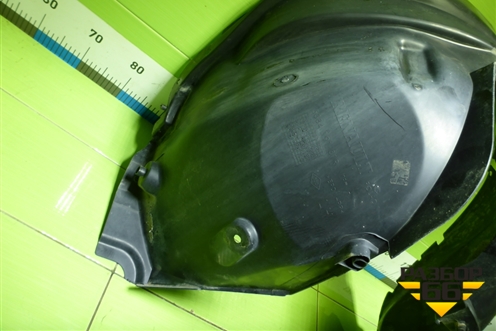 Локер передний левый (638419131R) для Nissan Terrano с 2014г (Терано)