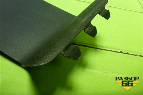 Накладка внутренняя (на обшивку багажника левая) (94401566) для Nissan Terrano с 2014г (Терано)