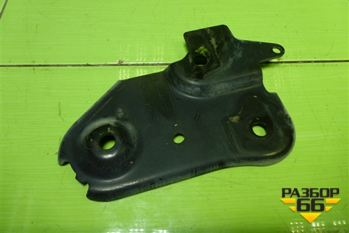 Кронштейн подрамника правый (544228640R) для Nissan Terrano с 2014г (Терано)