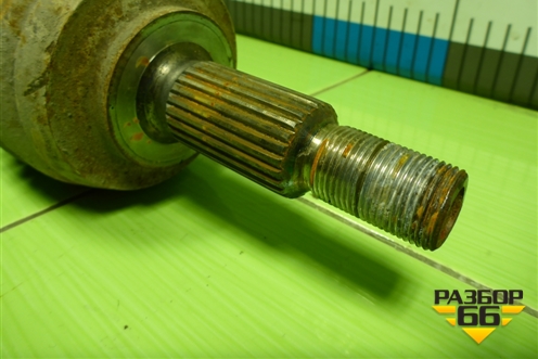 Привод передний правый (шлиц наруж-25,внутр-26) для Nissan Terrano с 2014г (Терано)