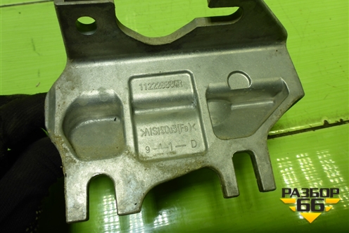 Опора КПП (112228880R) для Nissan Terrano с 2014г (Терано)