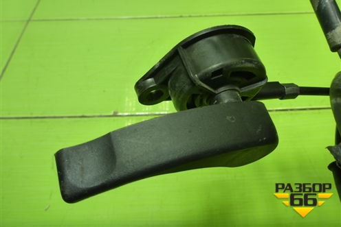 Ручка открывания капота для Nissan Terrano с 2014г (Терано)