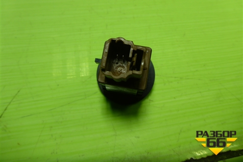 Выключатель пассажирской AIR BAG (681995427R) для Nissan Terrano с 2014г (Терано)