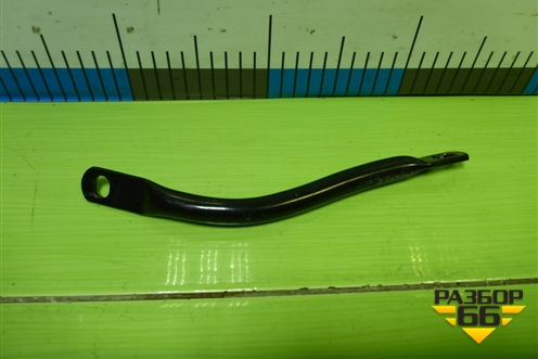 Кронштейн подрамника правый для Nissan Terrano с 2014г (Терано)